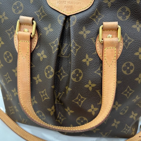 🔥Authentic Louis Vuitton PM Palermo🔥 - Picture 7 of 17